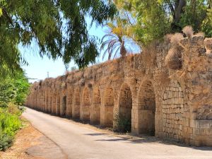 Акведук в Регбе