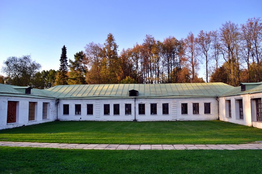 Середниково